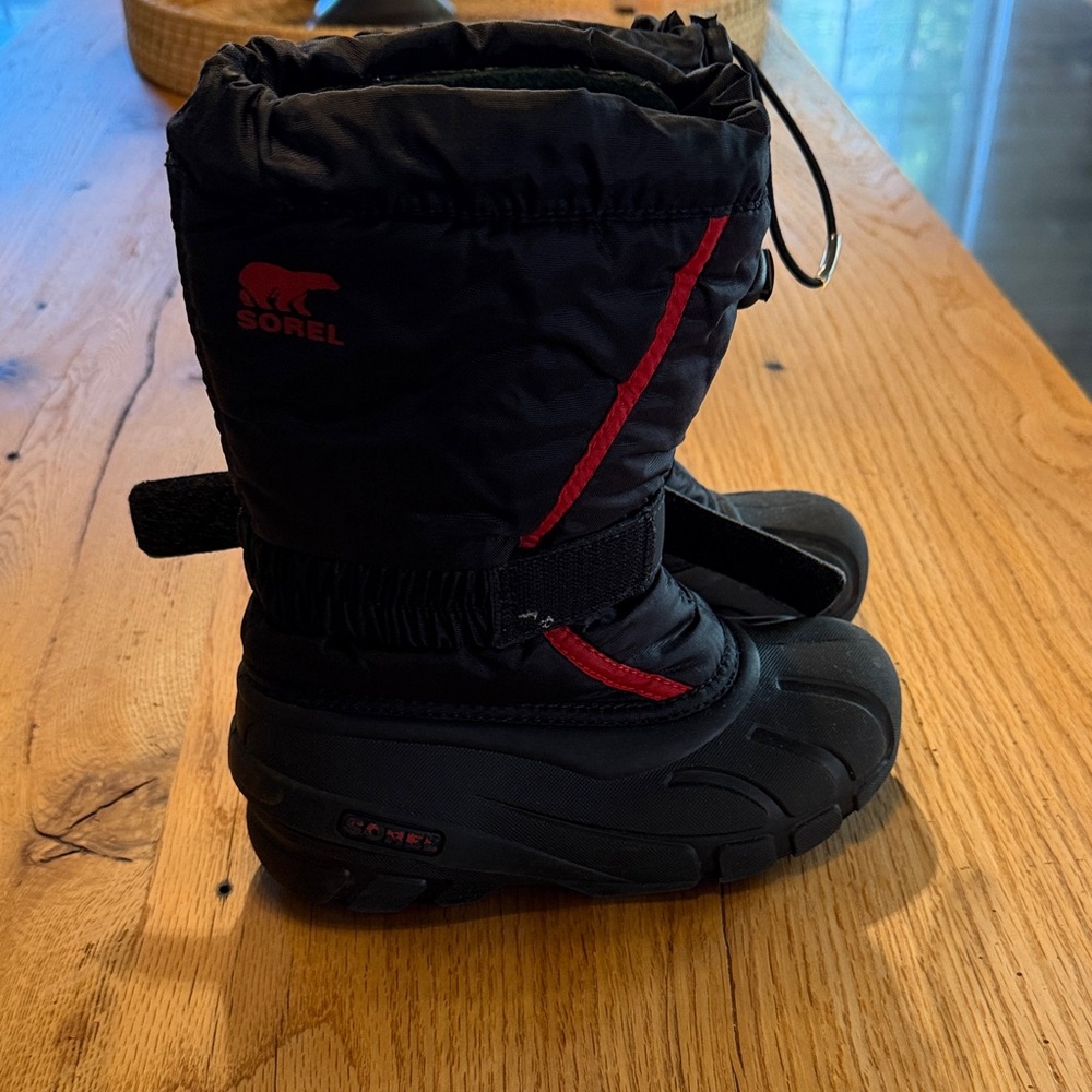 Sorel Black and Red Snow Boots